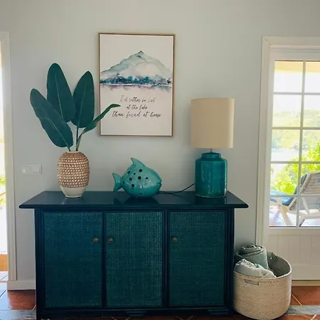 Lakeside Rest Hébergement de vacances Ferreira do Zêzere