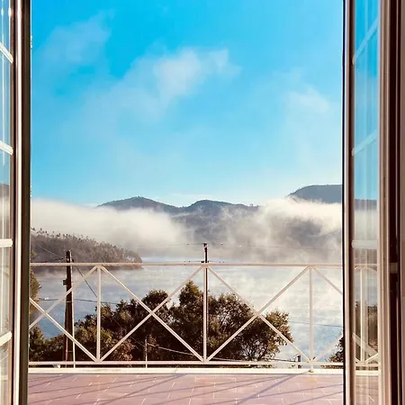 Lakeside Rest 度假居 Ferreira do Zêzere